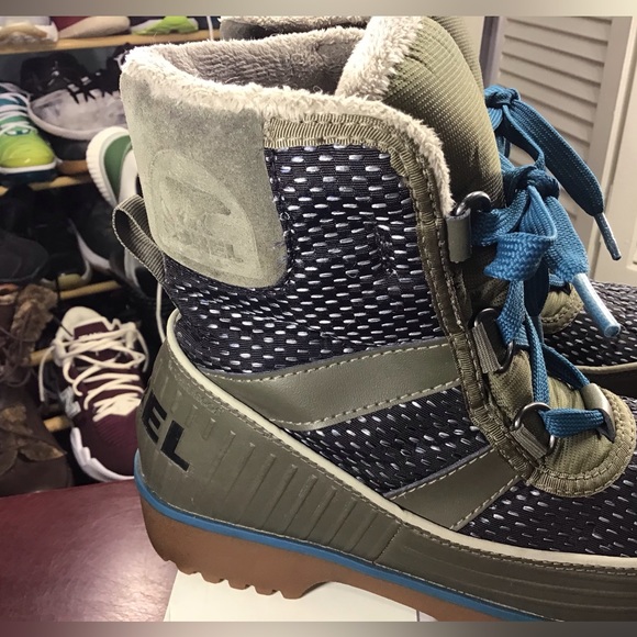 Sorel Tivoli II Ankle Boots - Picture 7 of 15